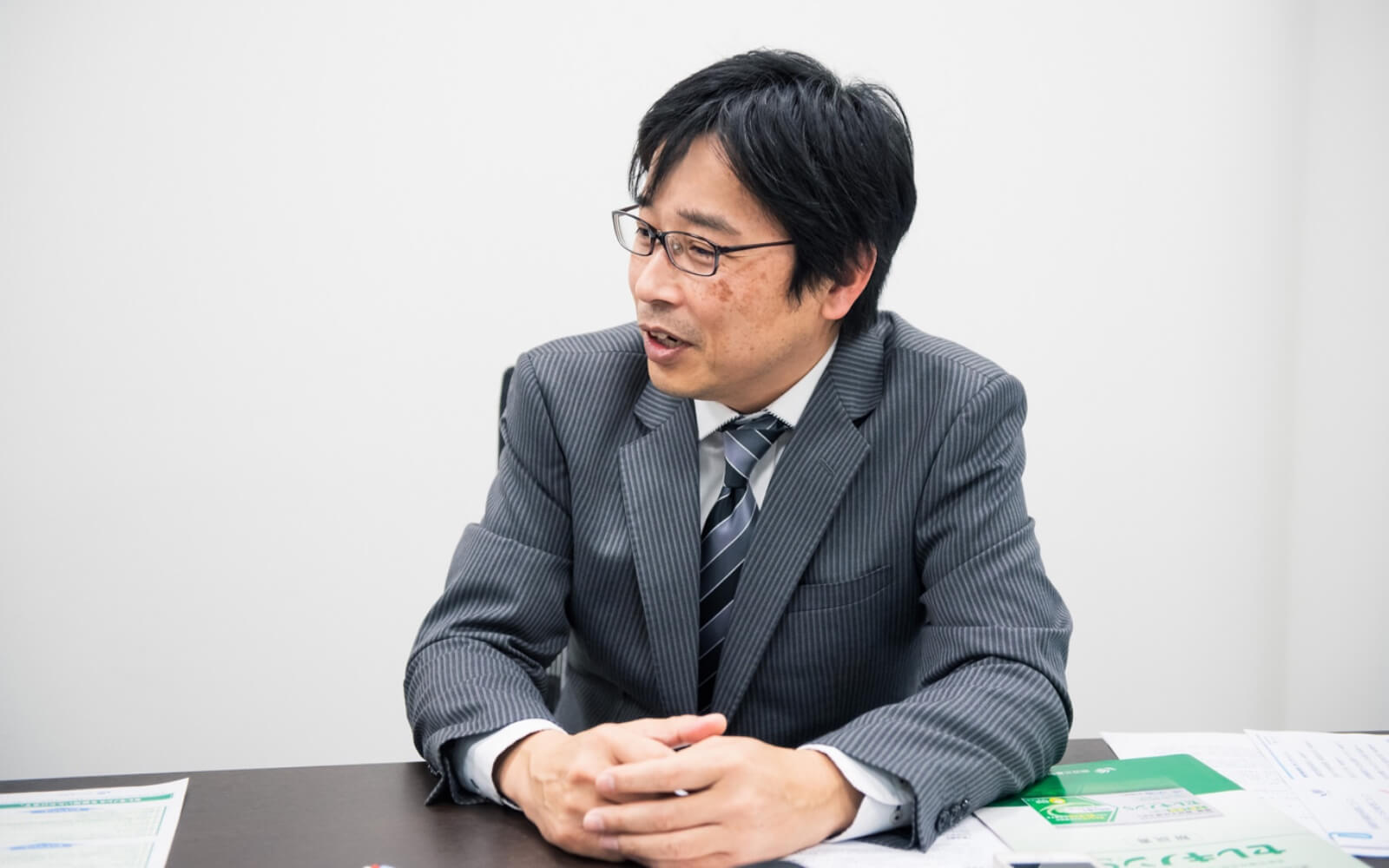 話を聞くのは、田辺三菱製薬ヘルスケア事業部の松村俊樹さんです